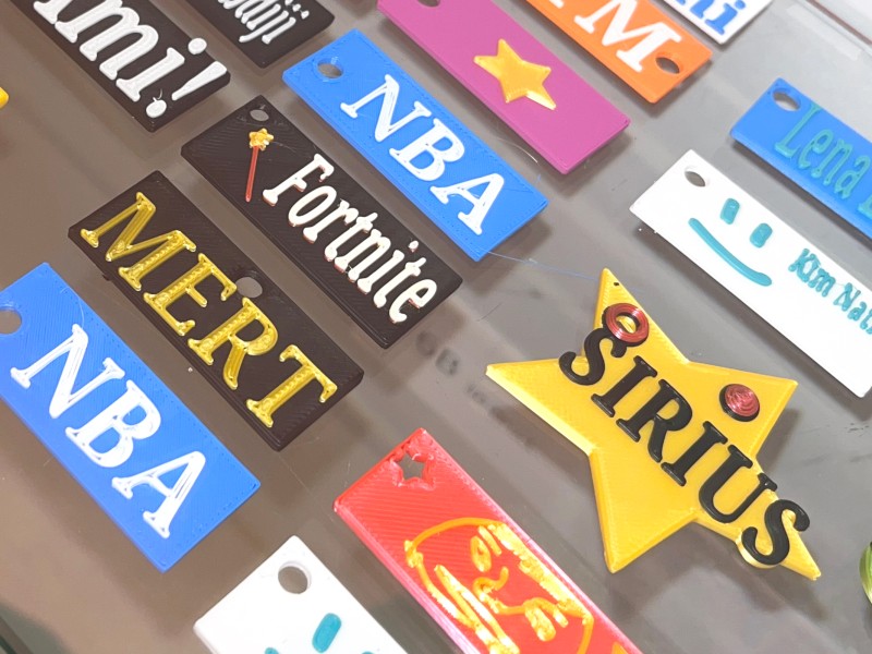 Different name tags made with 3D printer: 
