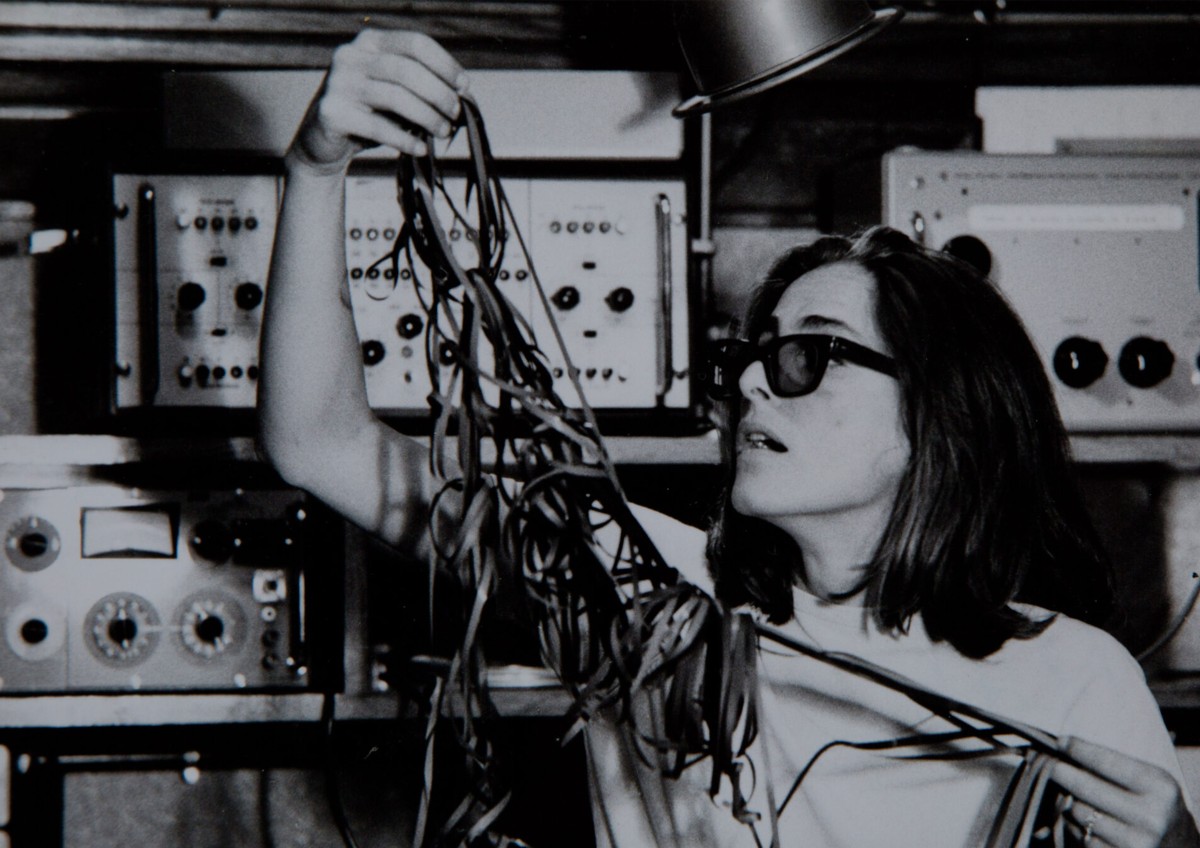 Eliane Radigue (* 1932): Eliane Radigue (* 1932)