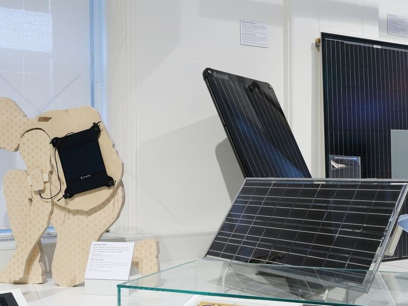 Diverse Solarpaneele in der Ausstellung "Energie": 