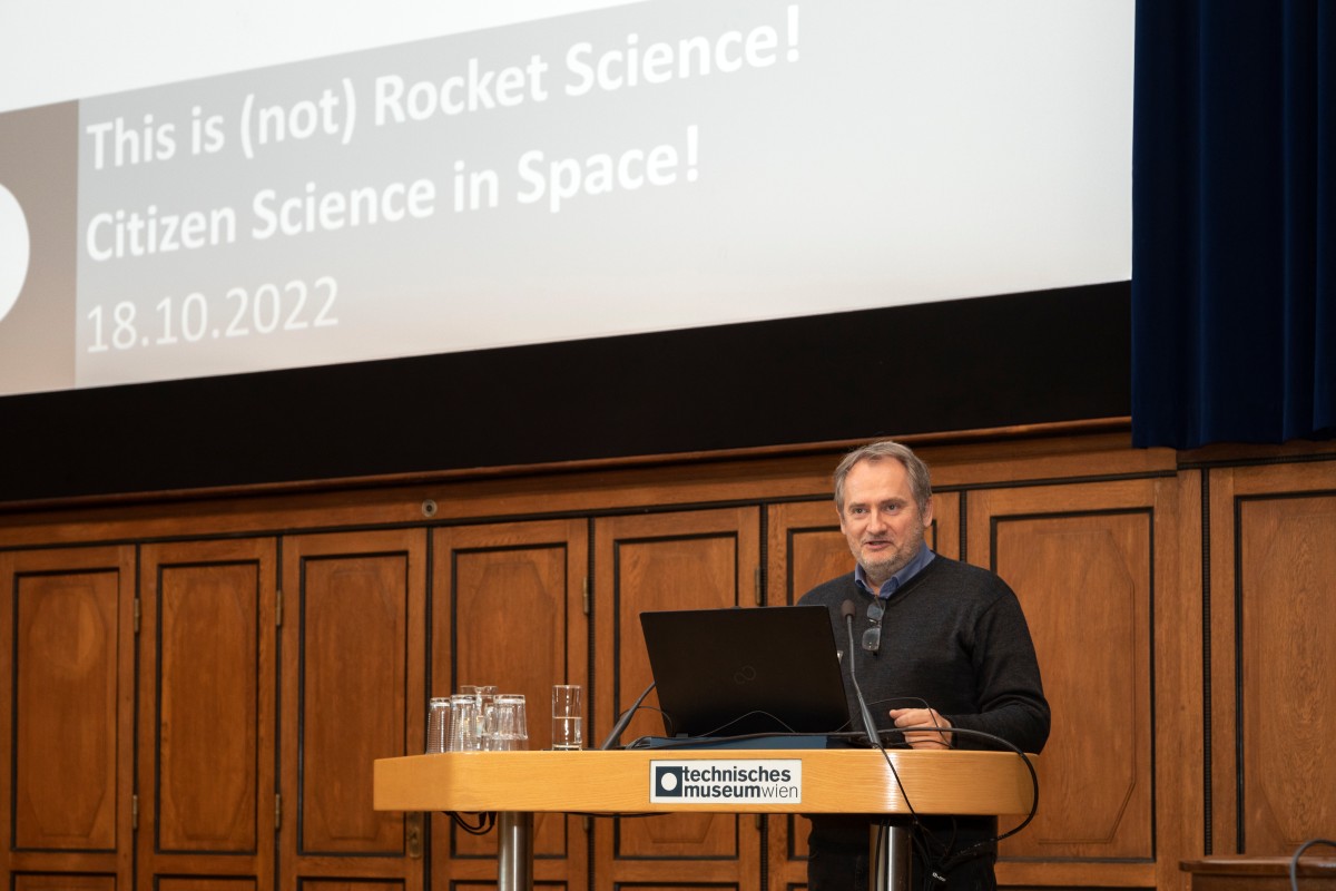 Input from Christian Klösch from TMW: Citizen Science in Space!