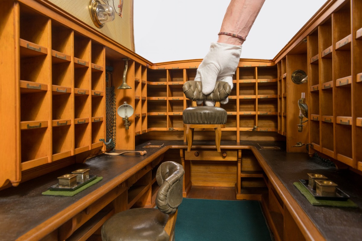 Zweiteiliger Bahnpostwagen Type FA, Modell (um 1900), Maßstab 1:5