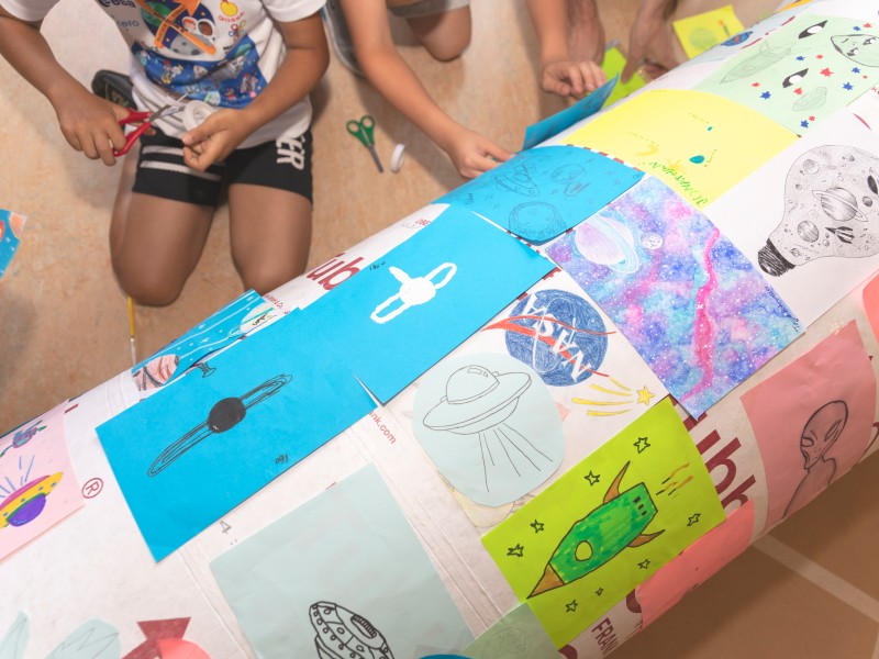 : Made with love and rich in detail rocket design! All participants left their message on the "project rocket".