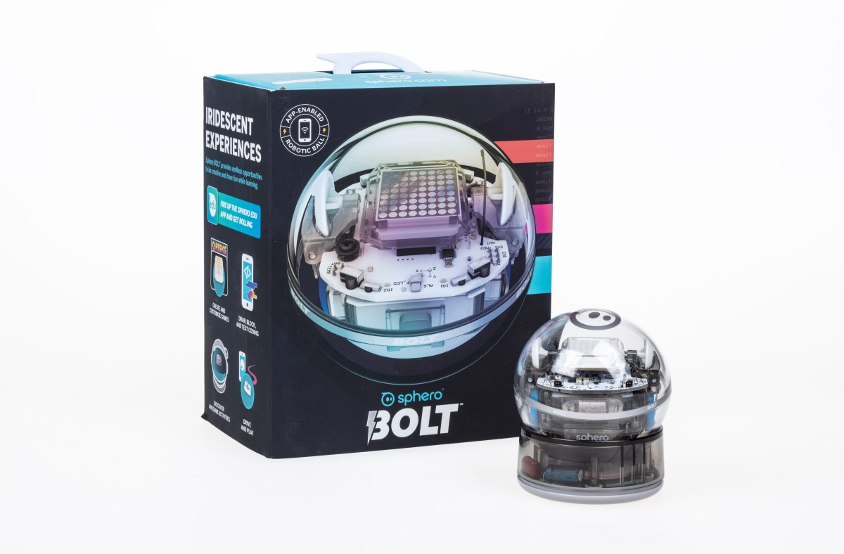 Sphero BOLT: voll-programmierbarer fahrbarer Roboterball