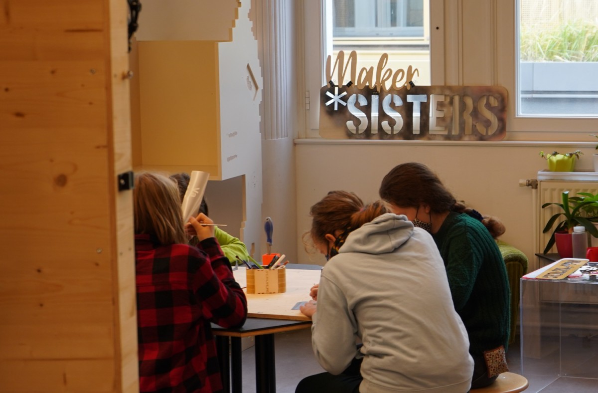 : Maker*Sisters Camp, 2020