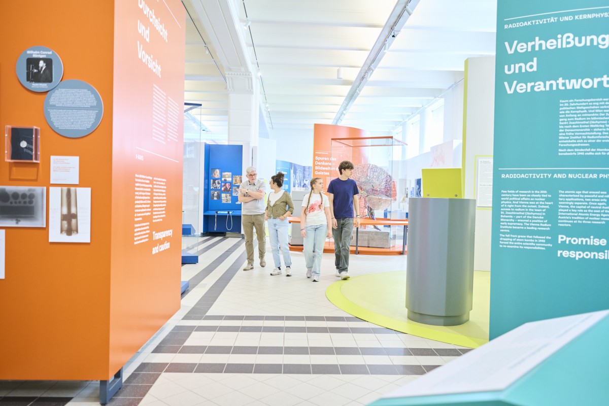 A glimpse into the permanent exhibition ‘Science in Transition’