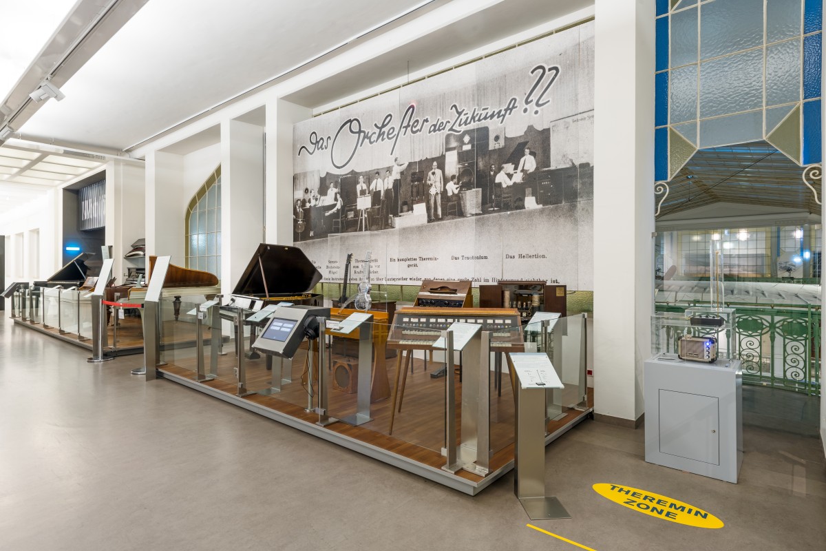 Blick in die Ausstellung "Musik":